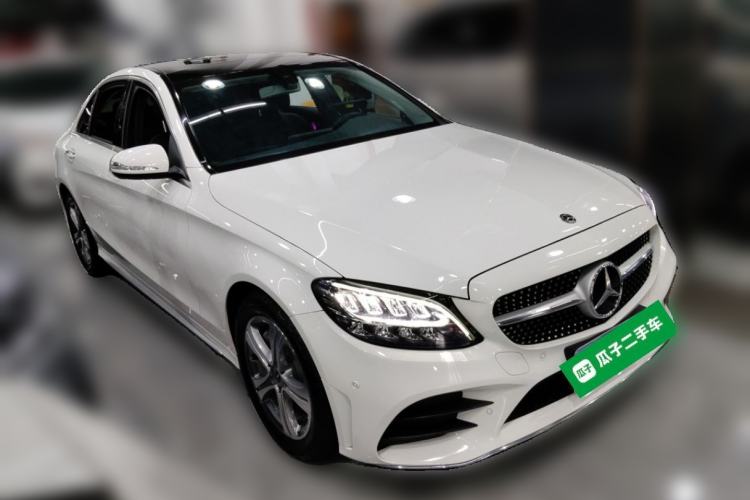 Used Mercedes-Benz C-Class 2019 Updated C 260 L Front Right 45 Deg