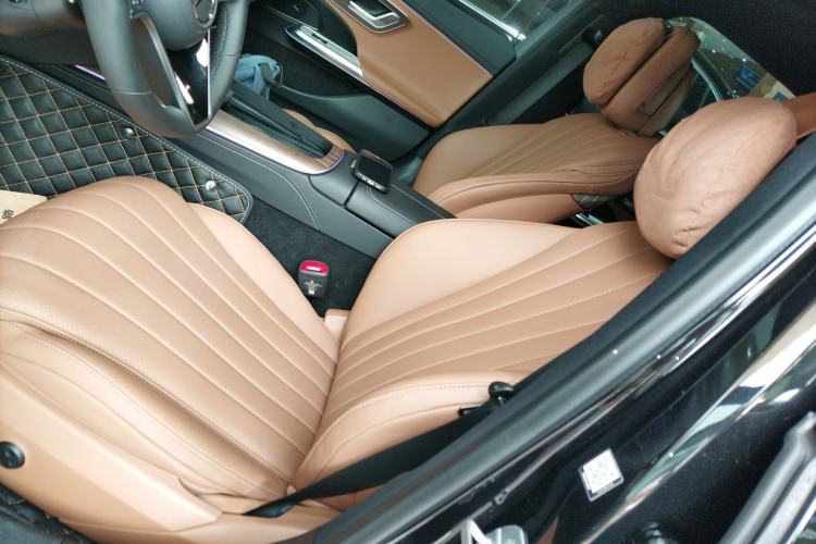 Used Mercedes-Benz E-Class 2024 Refresh E 300 L Stylish Edition
