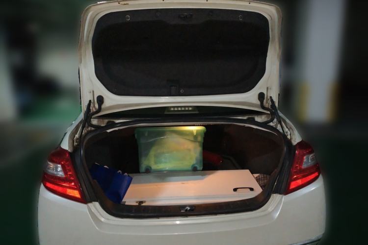 Used Nissan Teana 2010 2.5L XL Anniversary Edition Trunk