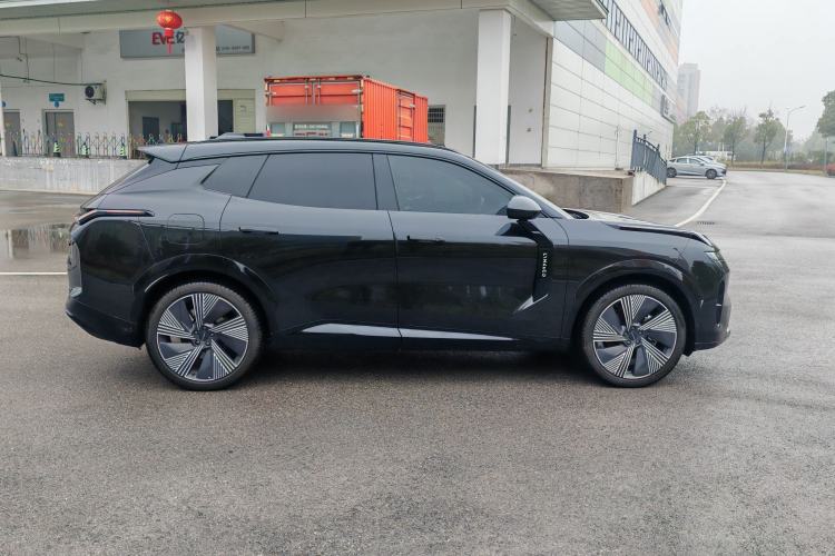 Used Lynk & Co 08 EM-P 2024 120km Long-Range Plus

