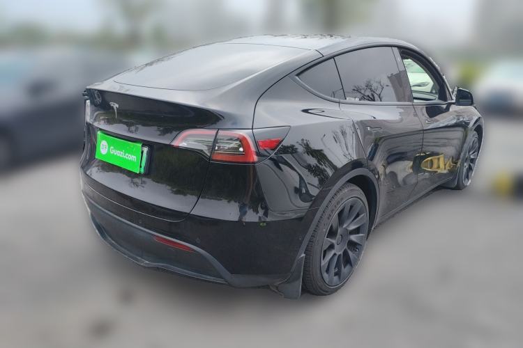 Used Tesla Model Y 2023 Rear-Wheel-Drive Version
