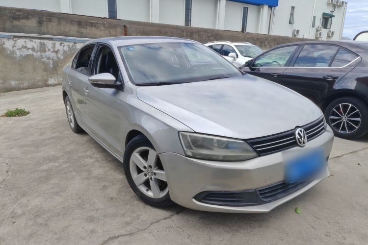 Used Volkswagen Sagitar 2012 1.6L Automatic Fashion Edition Front Right 45 Deg