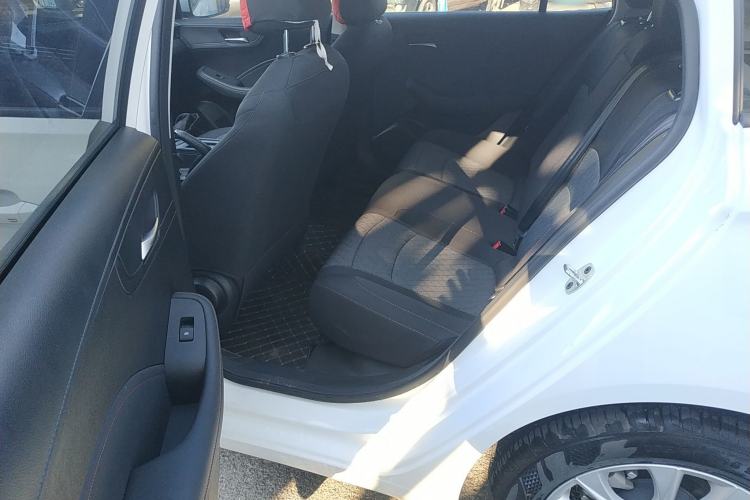 Used Roewe i5 2023 1.5L Manual Comfort Edition