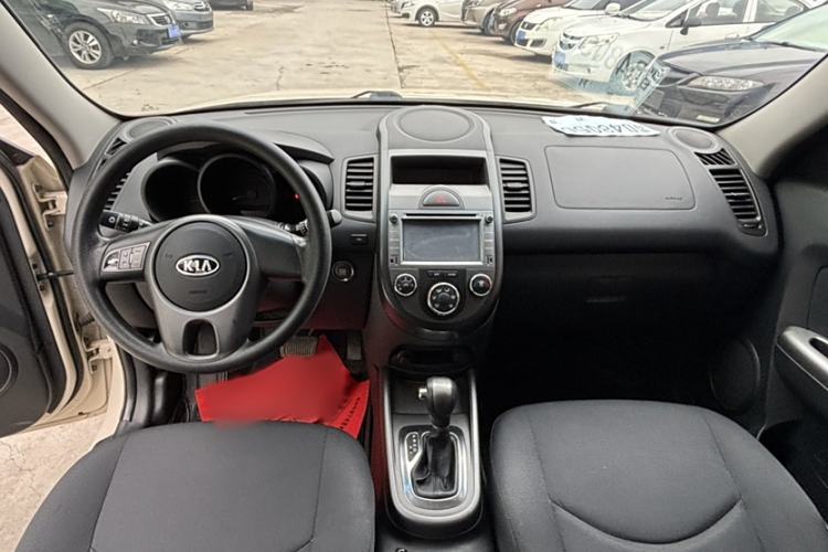 Used Kia Soul 2013 1.6L AT GL
