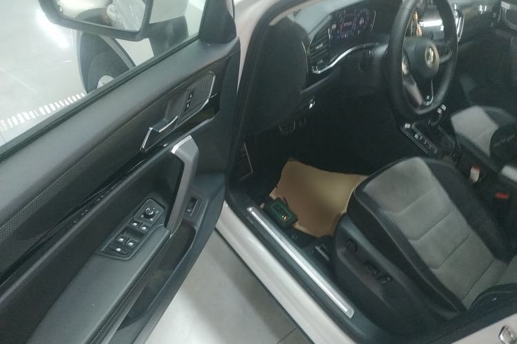 Used Volkswagen Tayron X 2020 330TSI Two-Wheel Drive Luxury Smart Connectivity Version
