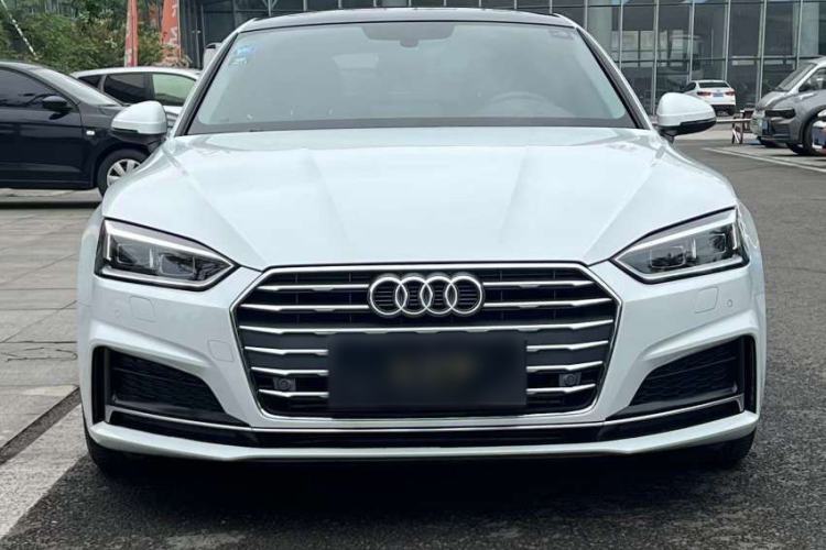 Used Audi A5 2019 Sportback 45 TFSI Fashion Model Exterior 4