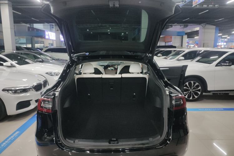 Used Tesla Model Y 2022 Rear-Wheel-Drive Version