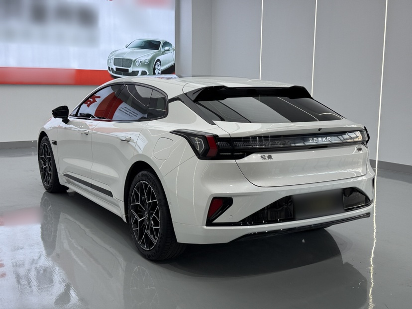 Zeekr 001 2025 ME Version 100 kWh All-Wheel Drive — снимка 9