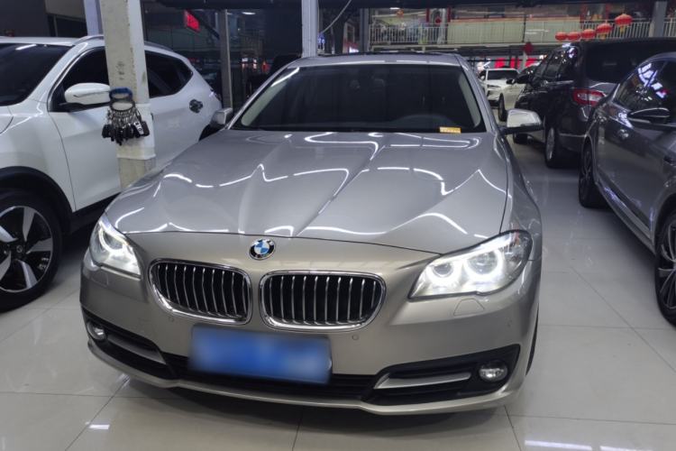 Used BMW 5 Series 2017 528Li Leading Model
