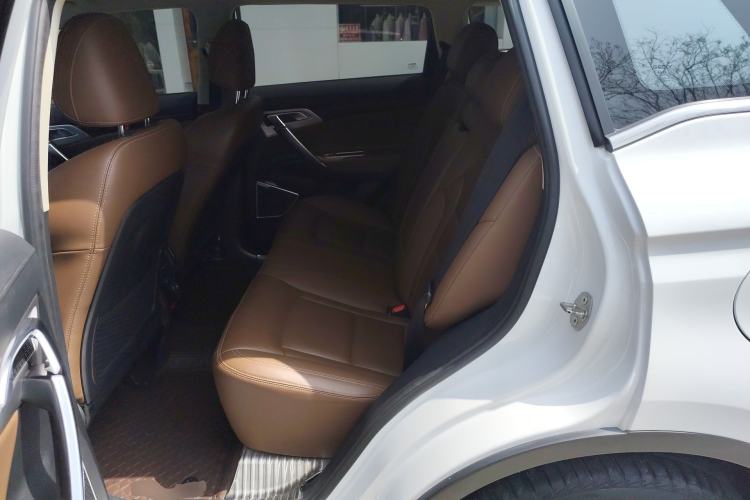 Used Geely Auto Emgrand X7 Sport 2016 1.8TD Automatic ZhiZun Version Left Rear Seat