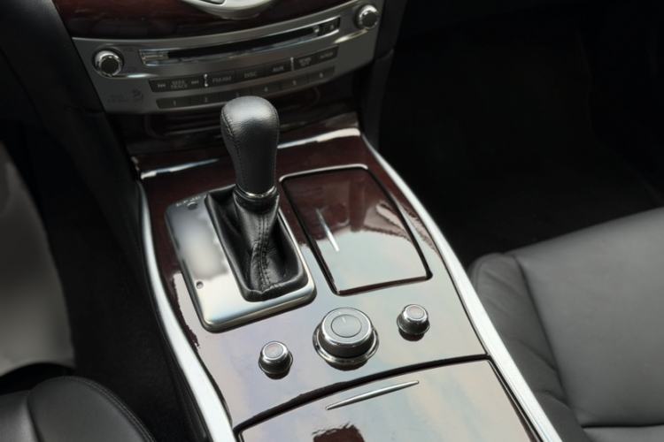 Used Infiniti Q70 2015 Q70L 2.5L Enjoyment Edition Gear Lever