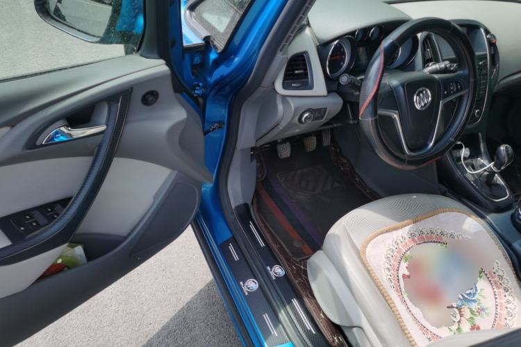 Used Buick GT 2014 XT 1.6L Manual Entry-Level Model
