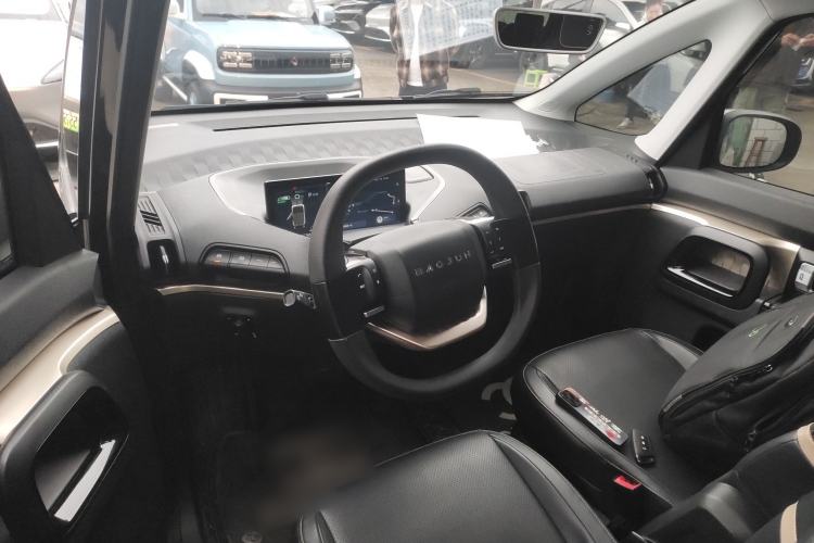 Used Baojun KiWi EV 2022 Artist Lite Edition Lithium Iron Phosphate