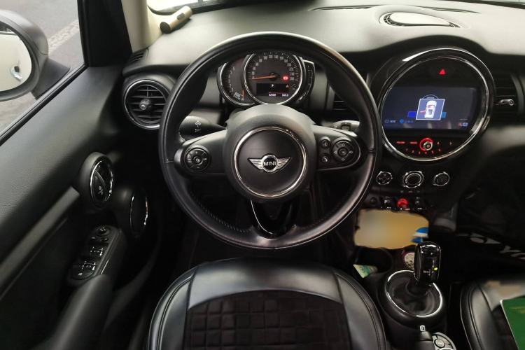 Used MINI MINI 2016 1.5T COOPER Five-Door Edition