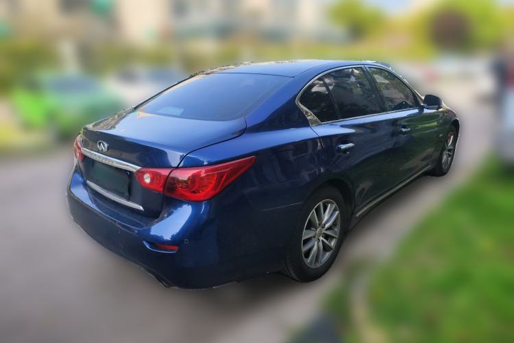 Used Infiniti Q50L 2016 2.0T Comfort Edition
