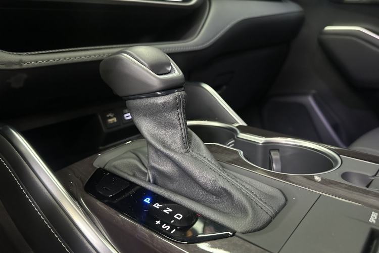 Used Toyota Highlander 2024 2.5L Smart Electric Hybrid Dual-Engine Four-Wheel Drive Prestige Version – 7 Seats