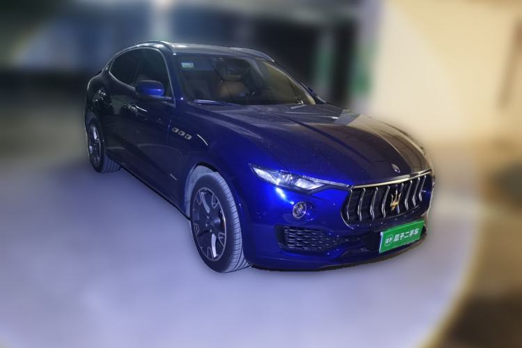 Used Maserati Levante 2018 3.0T Classic Edition Front Right 45 Deg