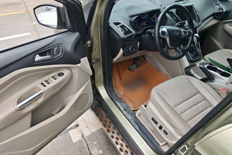 Used Ford Kuga 2013 1.6L GTDi 4x4 Elite Model Driver Seat