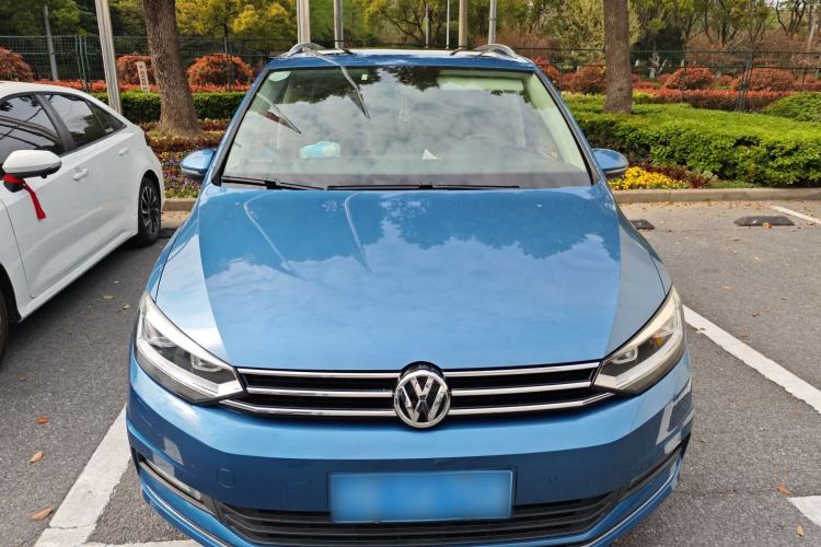 Used Volkswagen Touran 2016 Volkswagen Touran L 280TSI DSG Comfort Edition Front