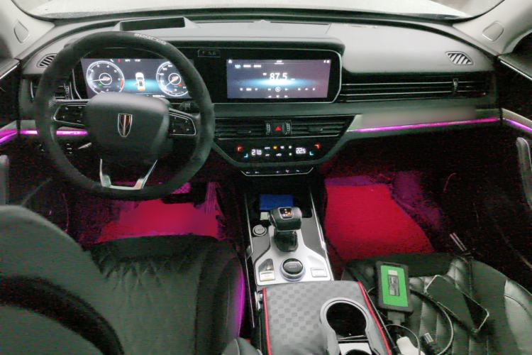 Used Hongqi HS5 2019 2.0T Smart Connect Flagship All-Wheel-Drive Version Center Console