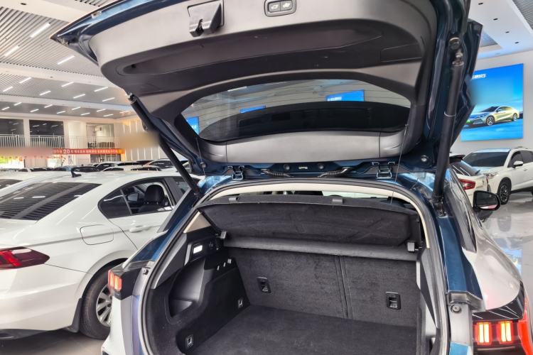 Used Lynk & Co 06 2020 1.5T YAO Halo Trunk
