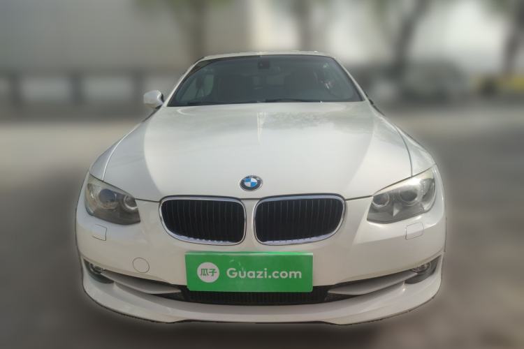 Used BMW 3 Series 2011 320i Convertible Coupe
