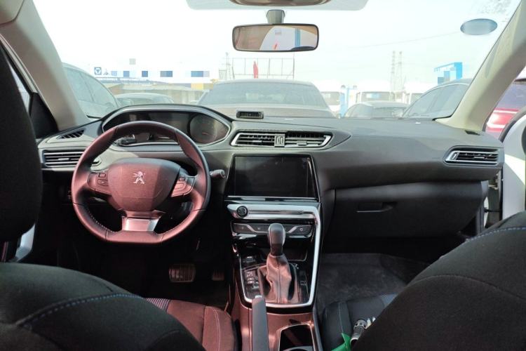 Used Peugeot 308 2019 1.6L Automatic Luxury Version China V Standard Center Console