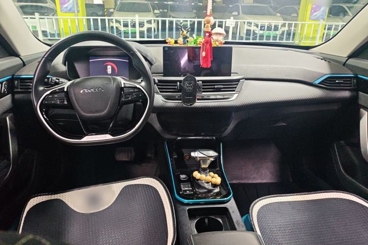 Used Dongfeng Aeolus Yixuan 2021 230T Automatic Chasing Shadow Edition Center Console