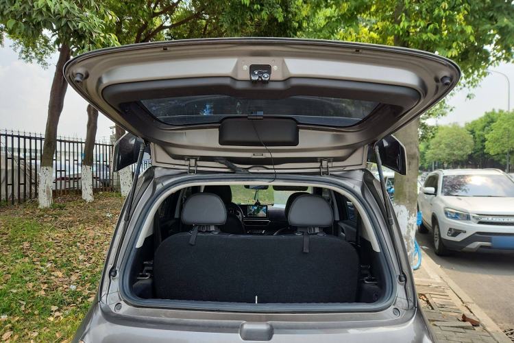 Used ORA White Cat 2022 Xiaoyue Mao Edition 401 km Flagship Model Lithium Ternary
