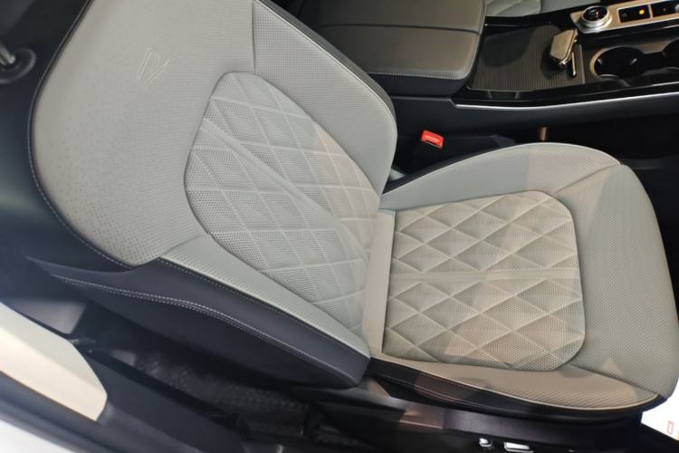 Used Volkswagen Tavendor 2023 380TSI Four-Wheel Drive R-Line Cruise Edition Right Front Seat