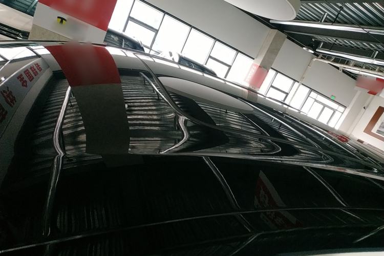 Used Volkswagen Viloran 2024 380TSI Premium Edition Roof