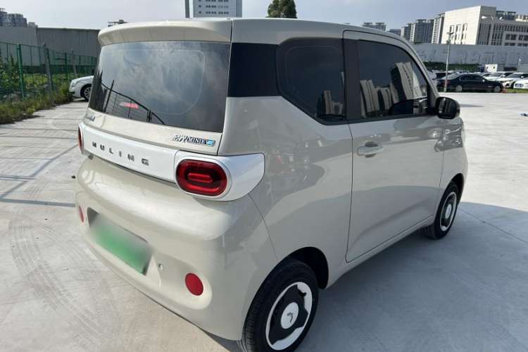Used Wuling Hongguang MINIEV 2024 3rd Generation 215km Youth Edition