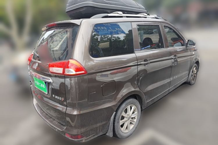 Used Dongfeng Fengon 330 2019 1.5L 330S Manual Comfort Version China VI Standard Rear Right 45 Deg