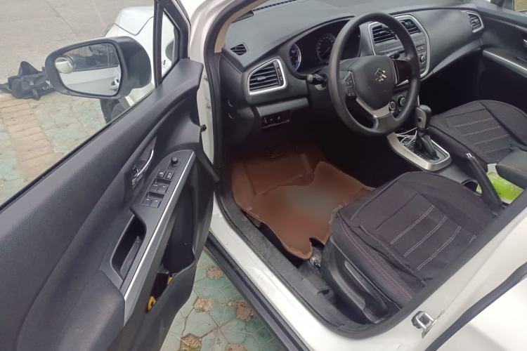 Used Suzuki S-Cross 2014 1.6L CVT Two-Wheel Drive Entry Model