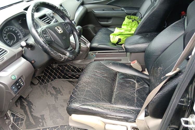 Used Honda CR-V 2012 2.0L two-wheel drive urban version Left Front Seat