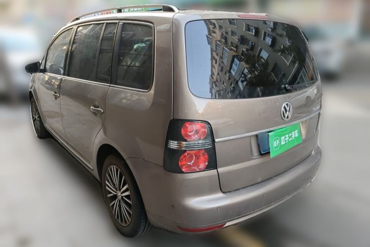 Used Volkswagen Touran 2015 1.4T DSG Flagship Edition 5-seater Rear Left 45 Deg