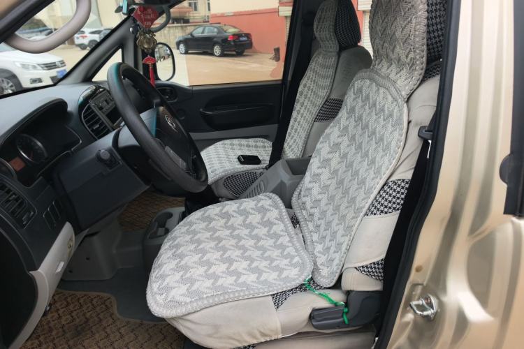 Used FORTHING Lingzhi 2017 M3L 1.6L 7-Seater Comfort Model Left Front Seat