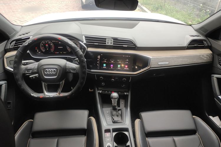 Used Audi Q3 2024 35 TFSI Stylish and Elegant Edition
