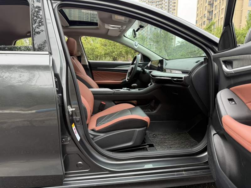 Used CHANGAN Eado 2023 Changan Edition PLUS Blue Whale NE 1.4T GDI DCT Prestige Version — 36