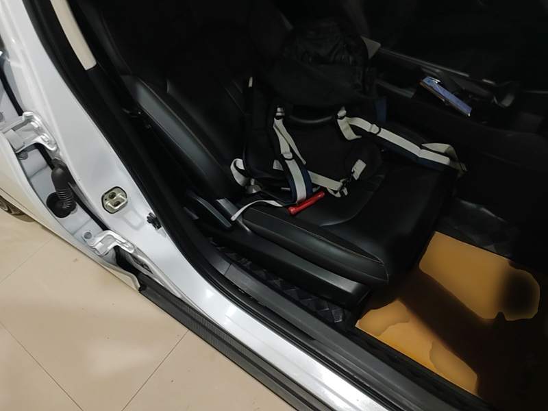 Used Dongfeng Aeolus Yixuan 2025 1.5L Automatic Luxury Version – Luxury — 24