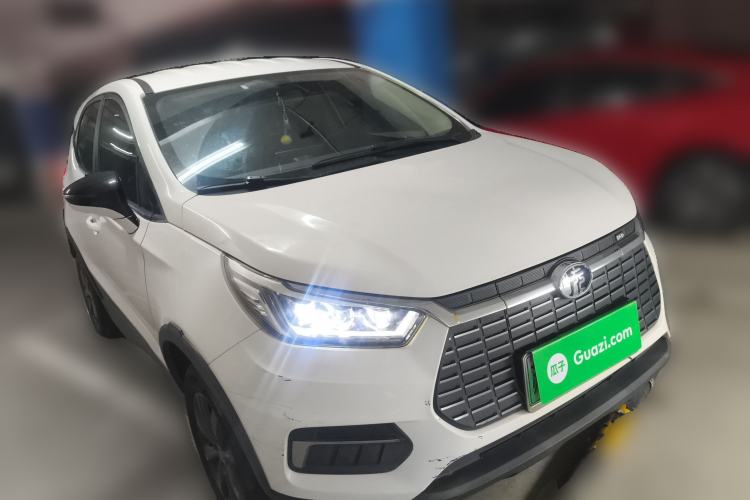 Used BYD Yuan New Energy 2019 EV535 Smart Connect Trendsetting Model

