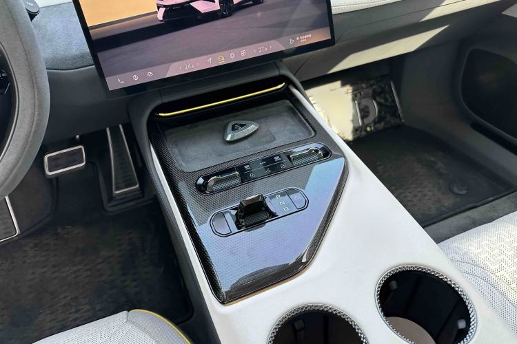 Used Lotus EMEYA 2024 EMEYA L+
