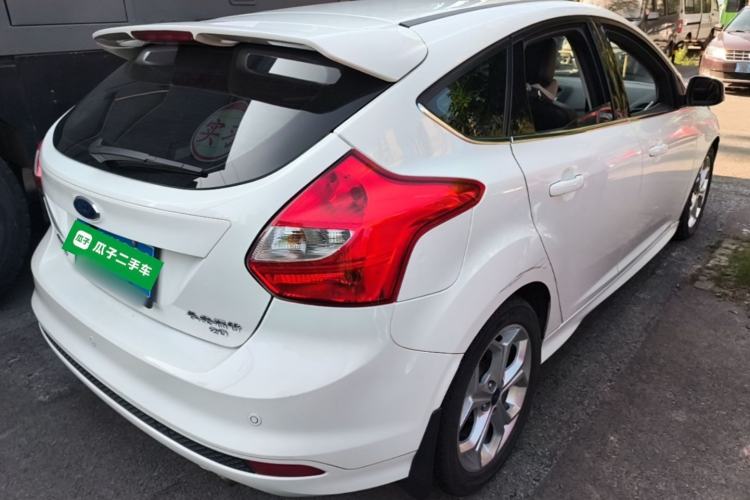 Used Ford Focus 2012 Hatchback 2.0L Automatic Luxury Sport Model