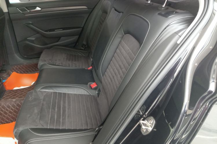 Used Volkswagen Magotan 2020 330TSI DSG Luxury Edition Left Rear Seat