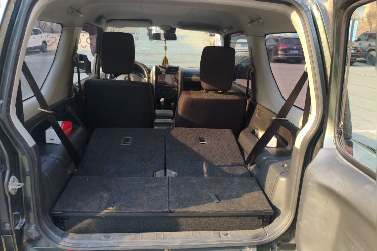 Used Suzuki Jimny 2012 1.3 AT JLX Navigation Edition
