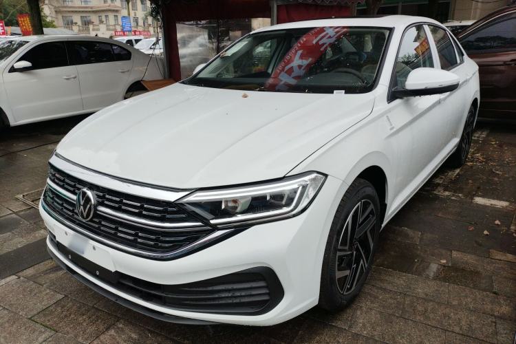 Used Volkswagen Sagitar 2025 Facelifted 300TSI DSG Flyover Edition