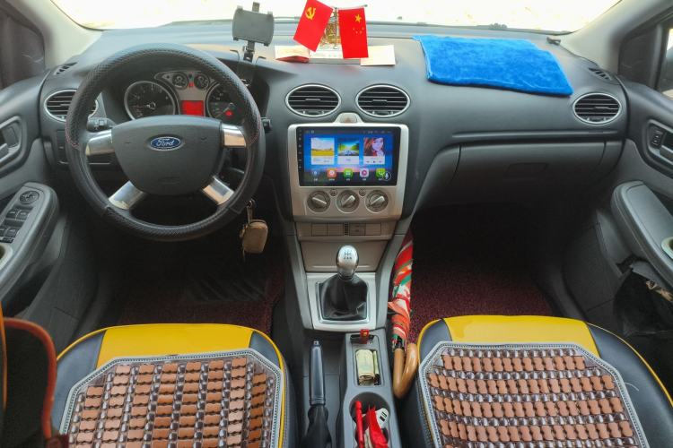 Used Ford Focus 2011 Hatchback 1.8L Manual Comfort Model
