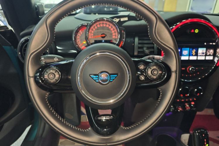 Used MINI MINI 2019 1.5T COOPER CABRIO Artist
