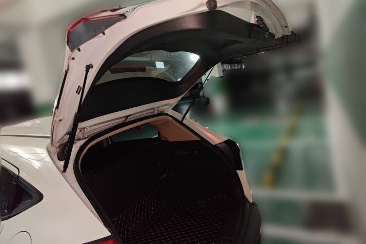 Used Honda Vezel 2015 1.5L CVT two-wheel drive Comfort trim
