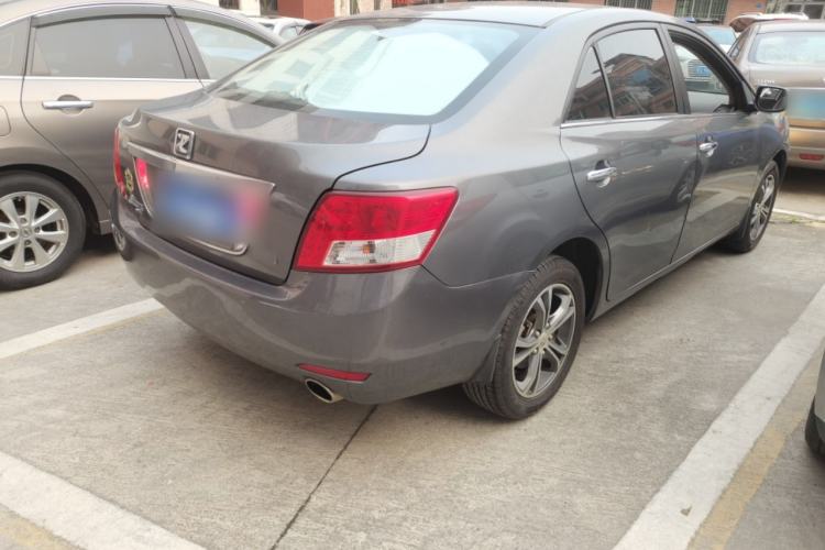 Used Zotye Z300 2014 1.5L Urban Edition Manual Luxury Model
